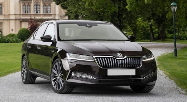 фото skoda Superb седан